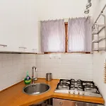 Ingegnoli1 Bright Floor By Hospity *