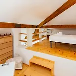 Ingegnoli1 Bright Floor By Hospity *