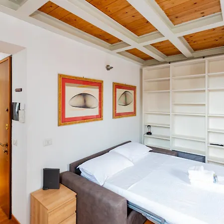 Ingegnoli1 Bright Floor By Hospity * Milán
